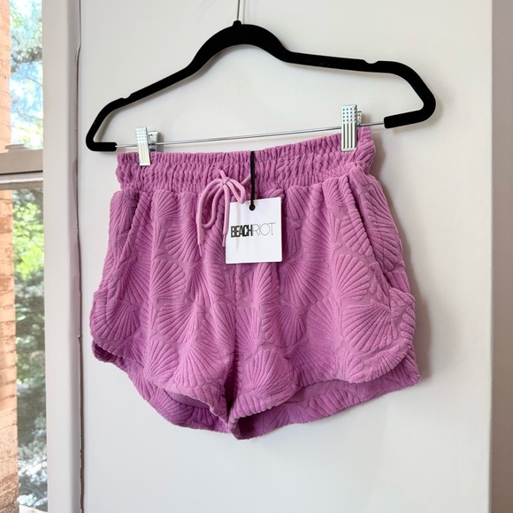 NWT Beach Riot Kiara Shorts Sea Shell Terry Pull On Drawstring Slit Pink - Picture 6 of 12